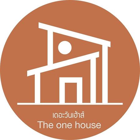The One House Hotel Нан Екстериор снимка